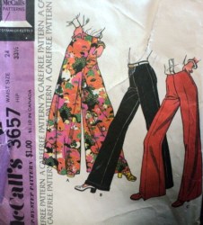 3657 1973 PROPORTIONED FLARE PANTS CUFFS OR NOT PATTERN 24''WST